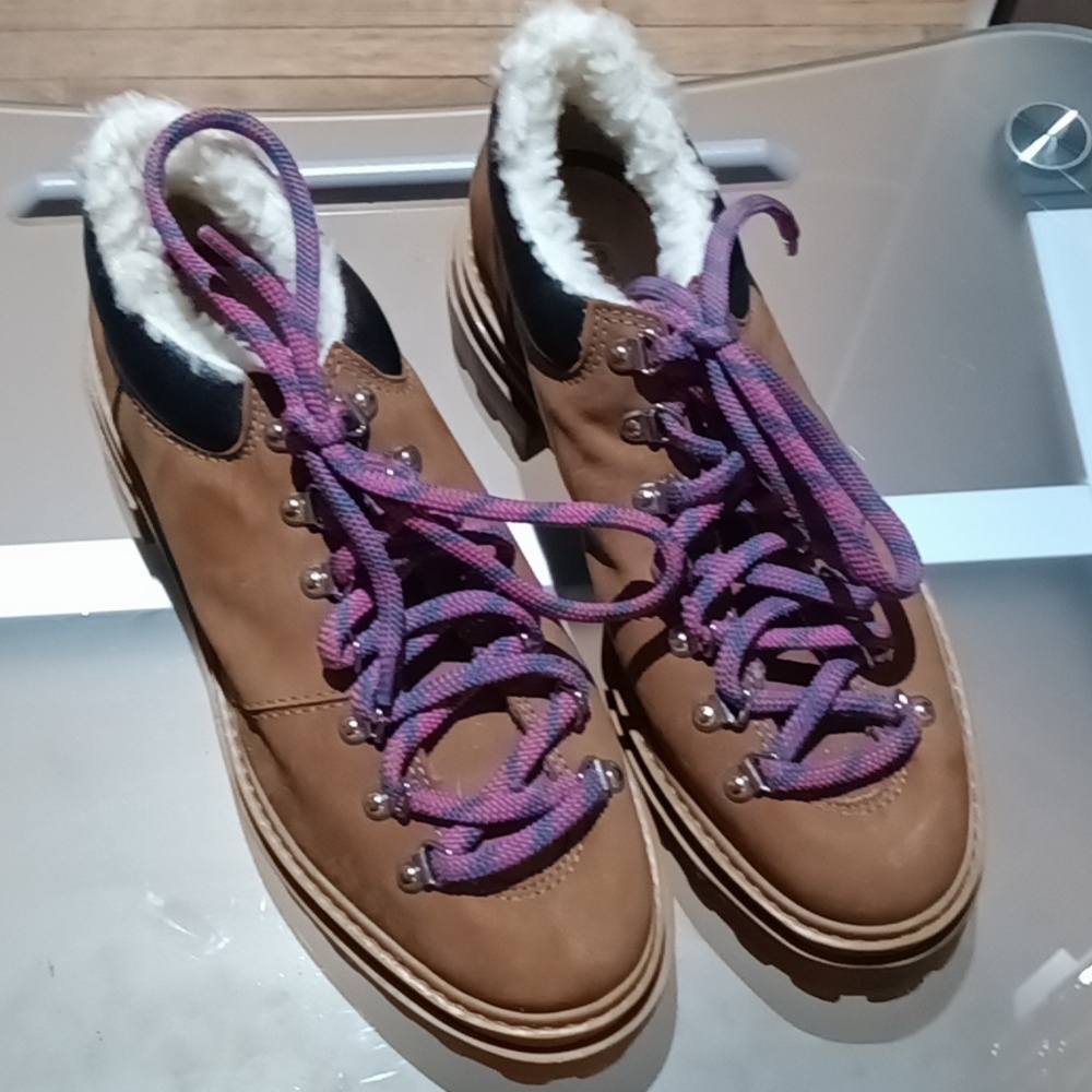 Shutz Boots